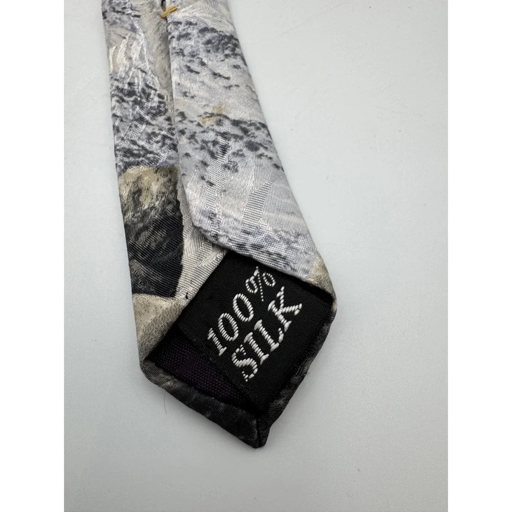 Endangered Species Arctic Wolf Silk Tie Bonnie Marris Vintage 1996 Burgundy Gray
